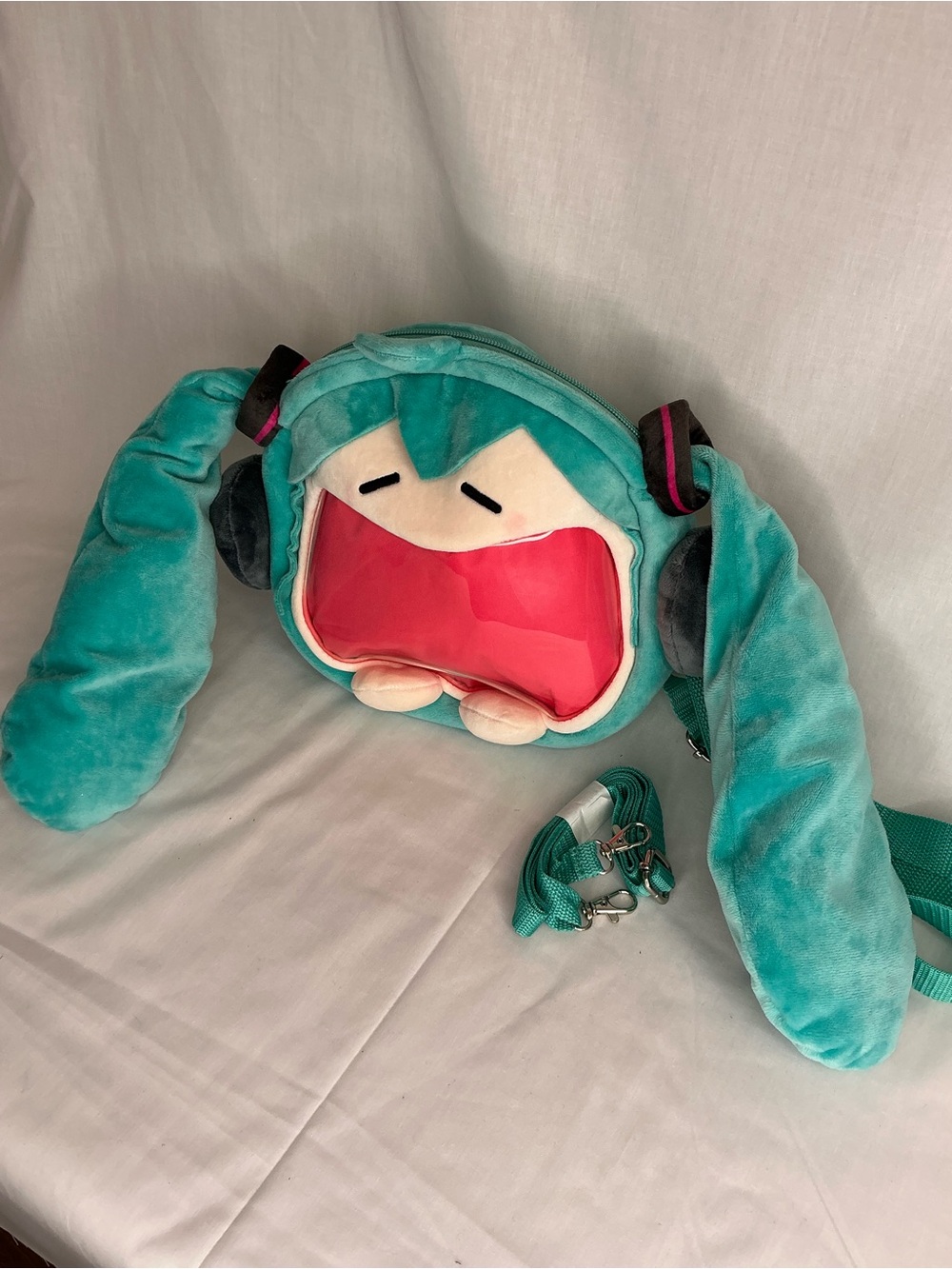2114 - Bemoe (bilibili)Plush Teal Crossbody Bag with Detachable Strap
